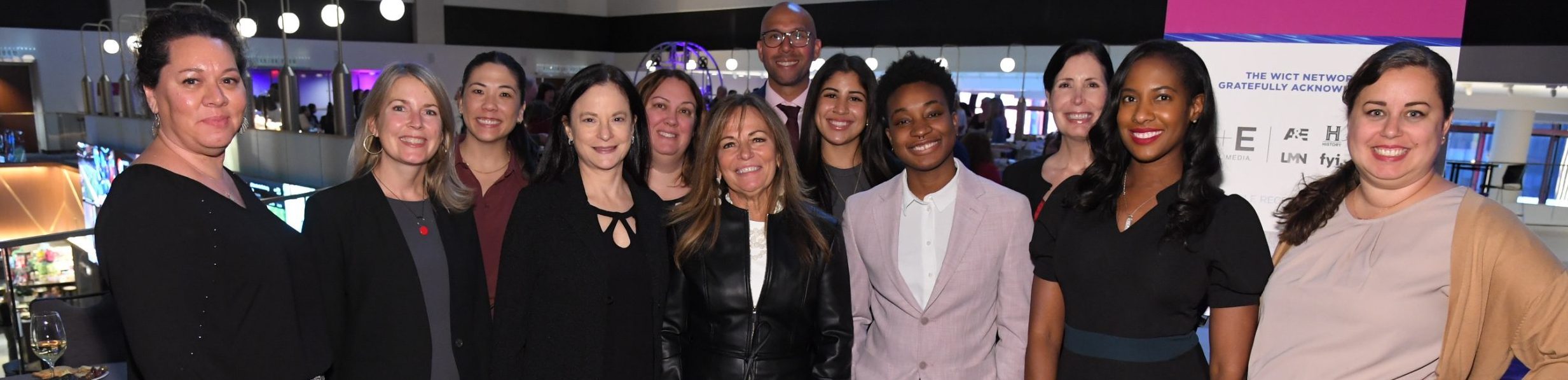 Default image for pages